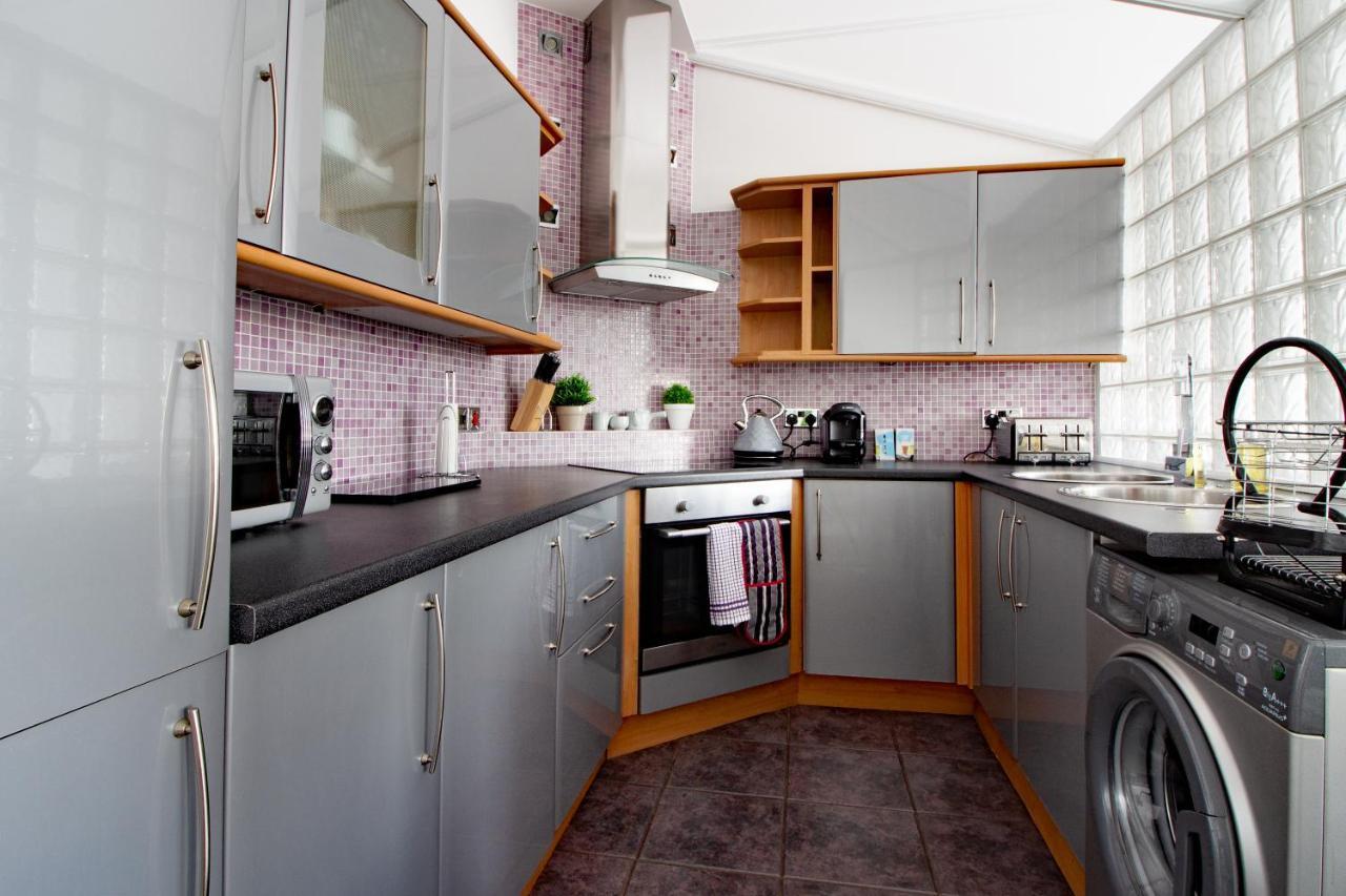 Seaview Regency Apartment トーキー エクステリア 写真